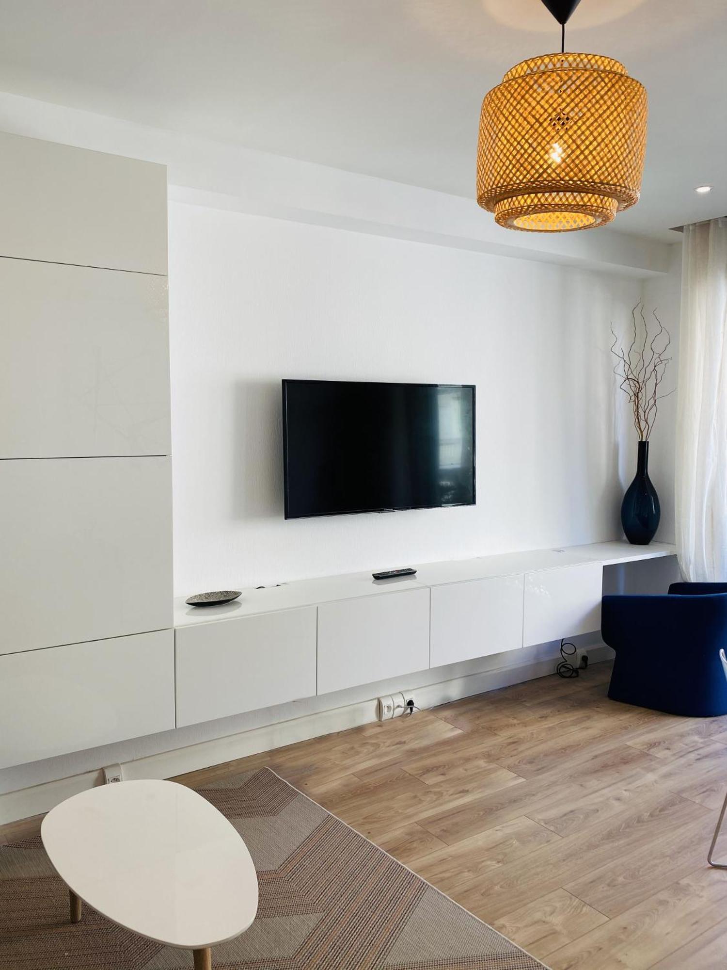 Appartement Le Miollis - Et Confort - Wifi- Pres Tansports En Commun Et Commerces